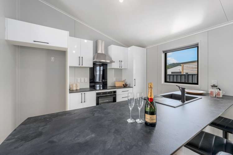 2 Matipo Street Tokomaru_10