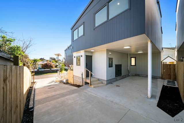 2 /8 Clutha Crescent Clover Park_2