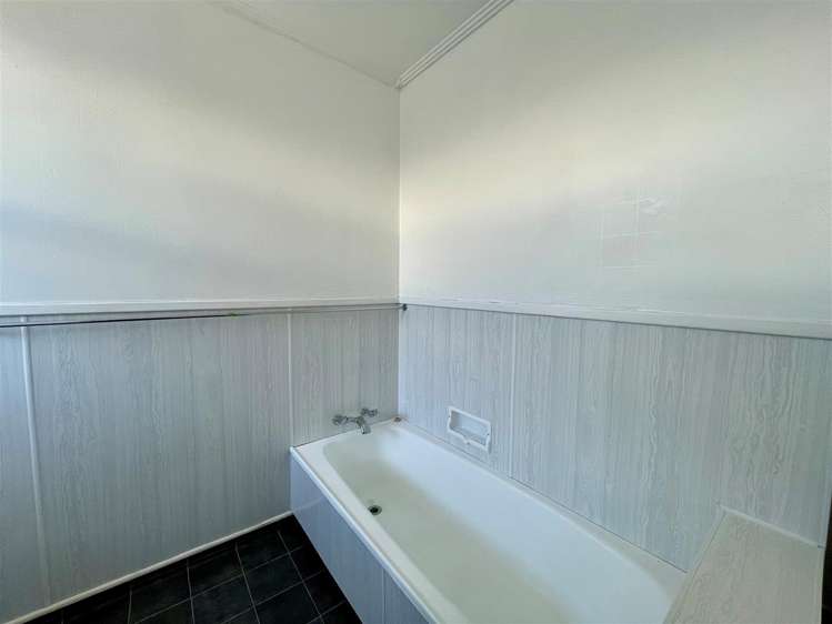 26 Marian Drive Inner Kaiti_8