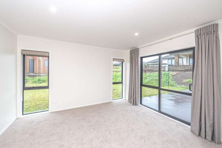 32 Tirimoana Place Otamatea_14