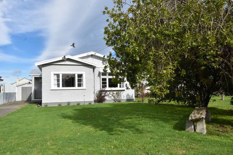 107 Broadway Carterton_13