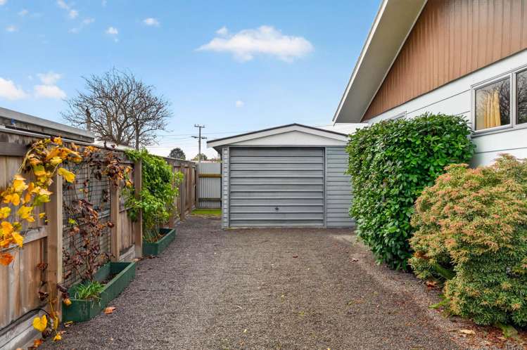 21A Oak Street Masterton_13