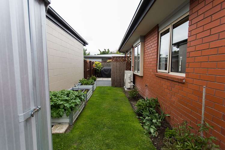 12/25 Tilford Street Woolston_8