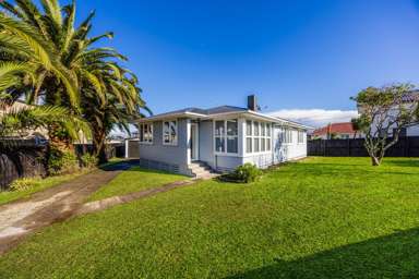 21 Farnborough Crescent_1