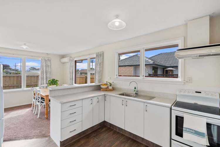 39 Lake Terrace Road Burwood_8
