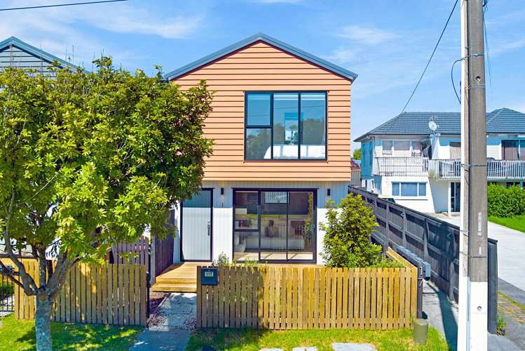 1/17 Rewarewa Road Te Atatu Peninsula_21