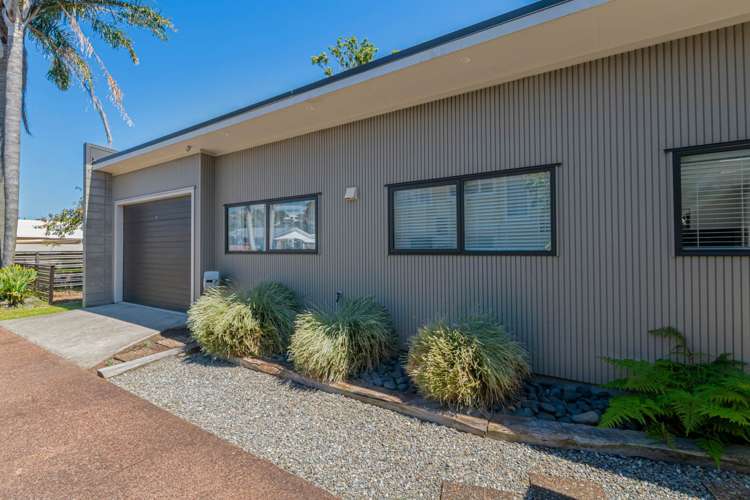 16 The Circle Manly_18