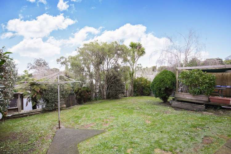 182 Golf Road Titirangi_4