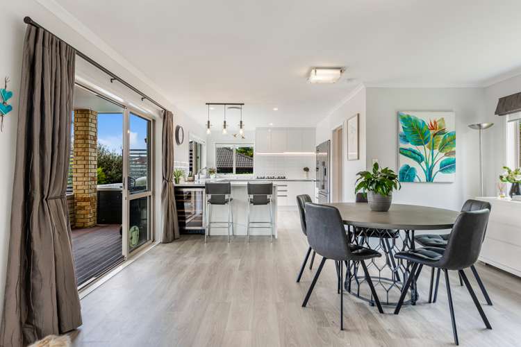 16 Driftwood Drive Red Beach_9