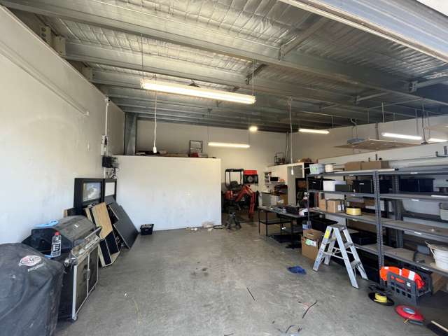 Unit 2, 46 Holden Street Onekawa_3