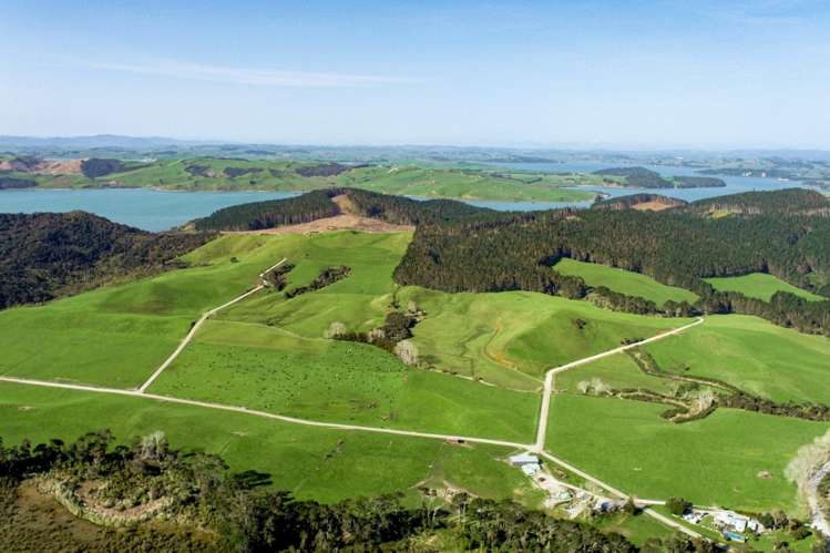 392 and 421 Journeys End Tapora_10