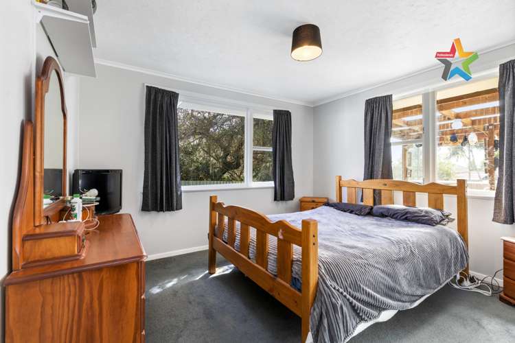 54 Holland Street Wainuiomata_6