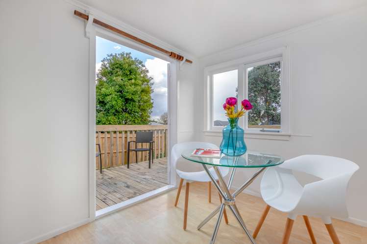 1/4031 Great North Road Glen Eden_7