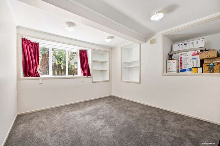 8 Hillsdale Road Hillsborough_10