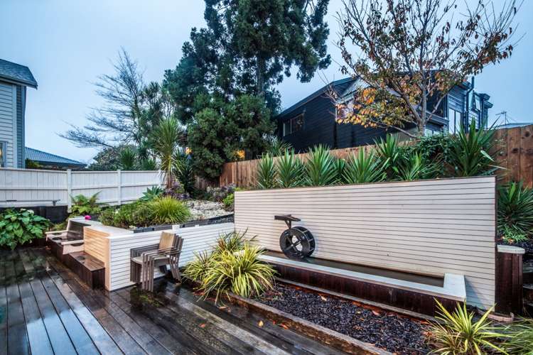 14b Colonel Barton Glade Saint Johns_24