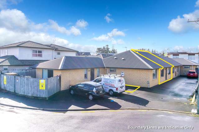 Modern, Easy-Care Living in Prime Hamilton East