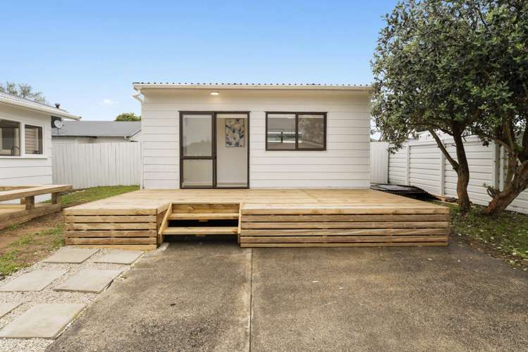 13 Lippiatt Road Otahuhu_24