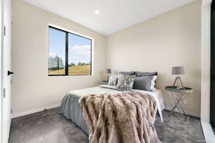 39 Koropa Road Flat Bush_8