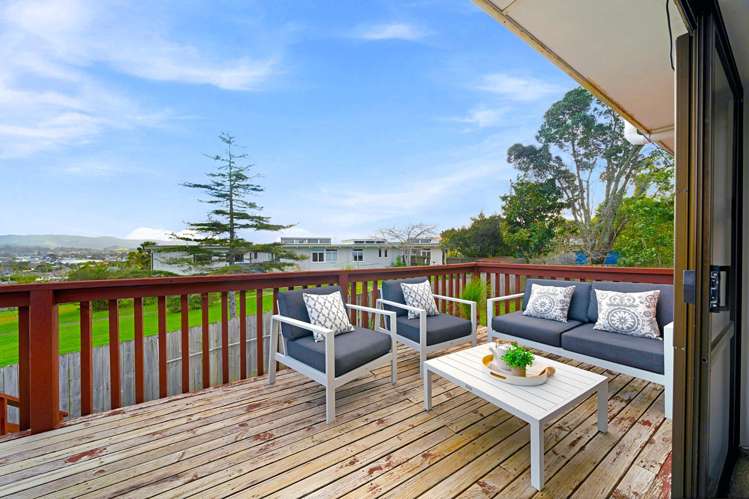 2/12 Grimshaw Place Henderson_33