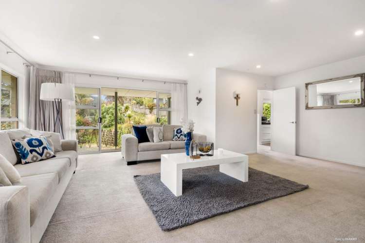 8 Valhalla Drive Beach Haven_3