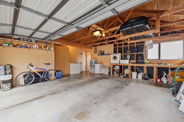 21 Ferntree Drive Wakari_23
