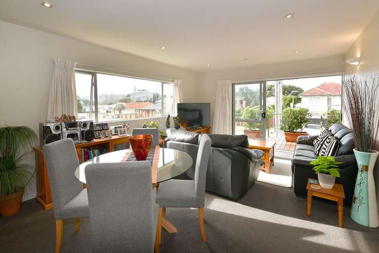 205/252 Centreway Road Orewa_7