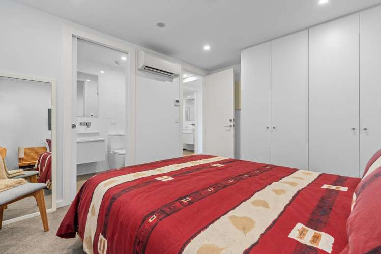 Apt 49 Marina Terrace, 65-95 Lakeside Road Wanaka_15