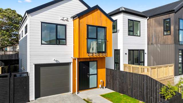 STYLISH STANDALONE NEW BUILD