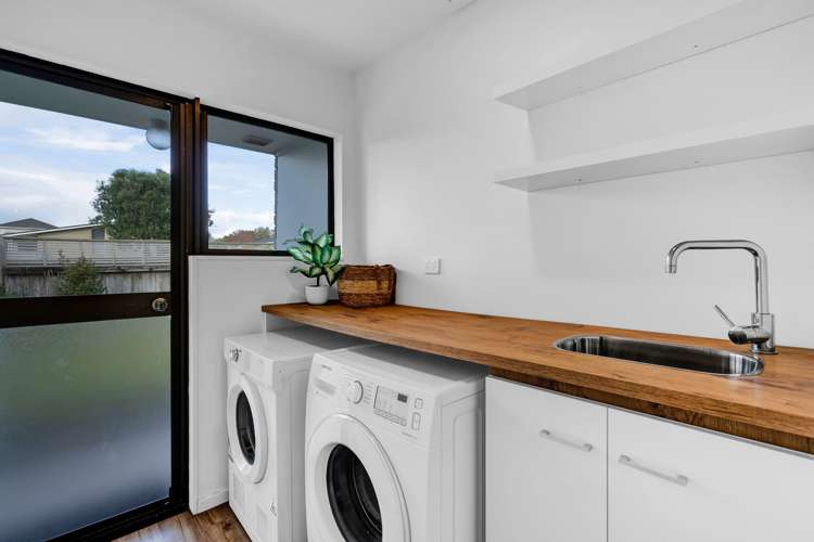 250 Tukapa Street Westown_13