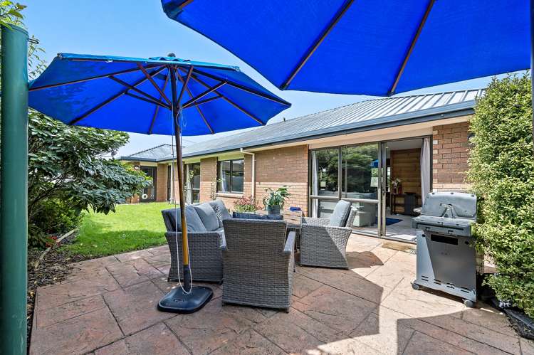 2/98 Springs Road Hornby_14