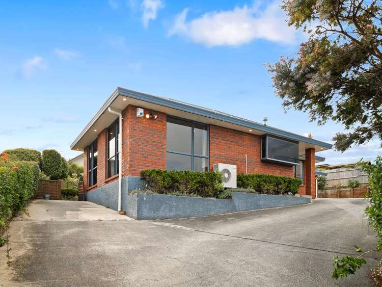 5 Gowan Close Shiel Hill_24