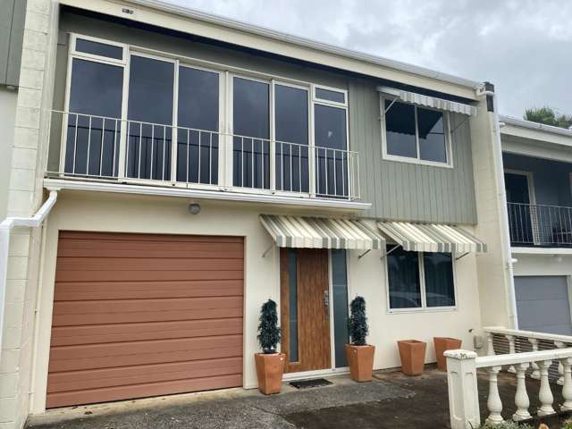 3 Bedroom Townhouse with Stunning Views