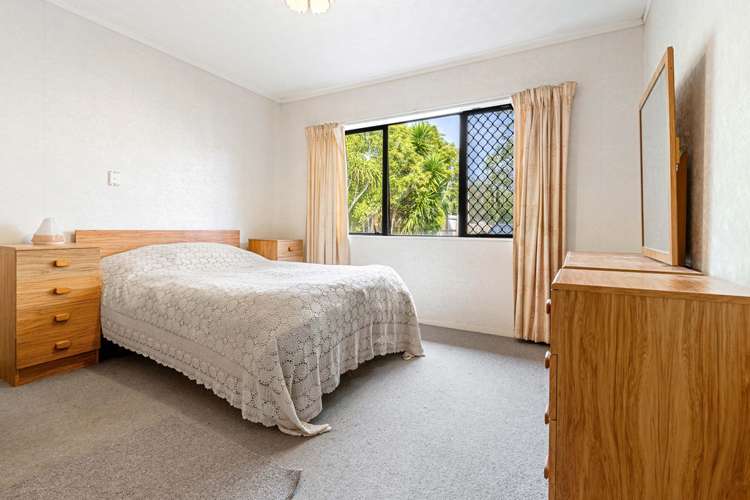 2/3 Kaurilands Road Titirangi_9