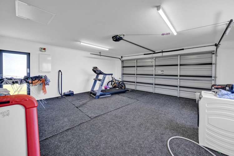 271 Ohangai Road Hawera_28