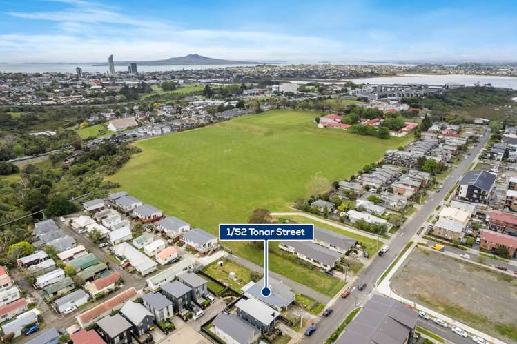 1/52 Tonar Street Northcote_6