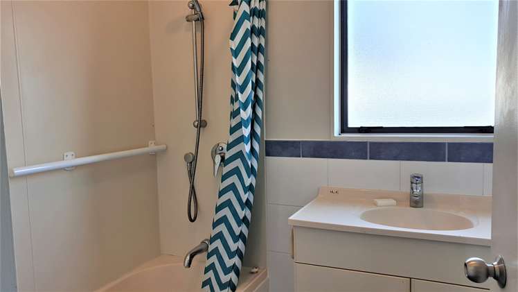 50a Amberley Avenue Te Atatu South_6