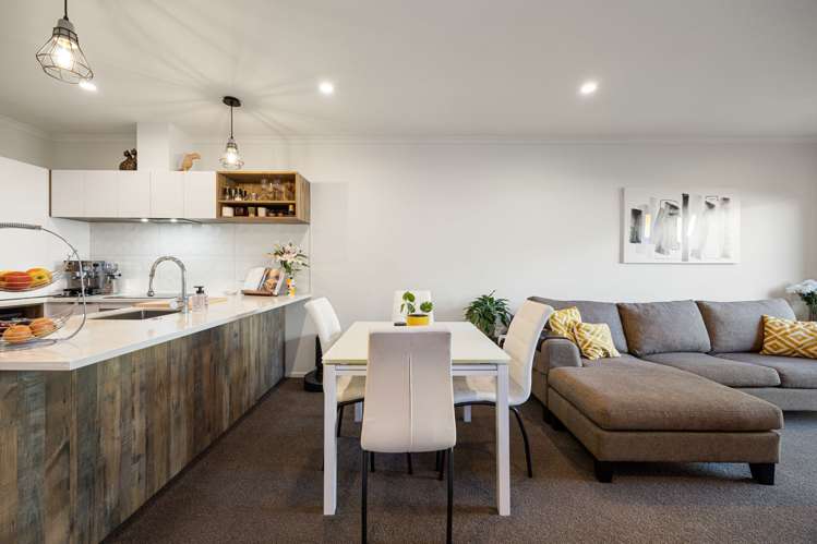 43c Heathfield Avenue Puketaha_10