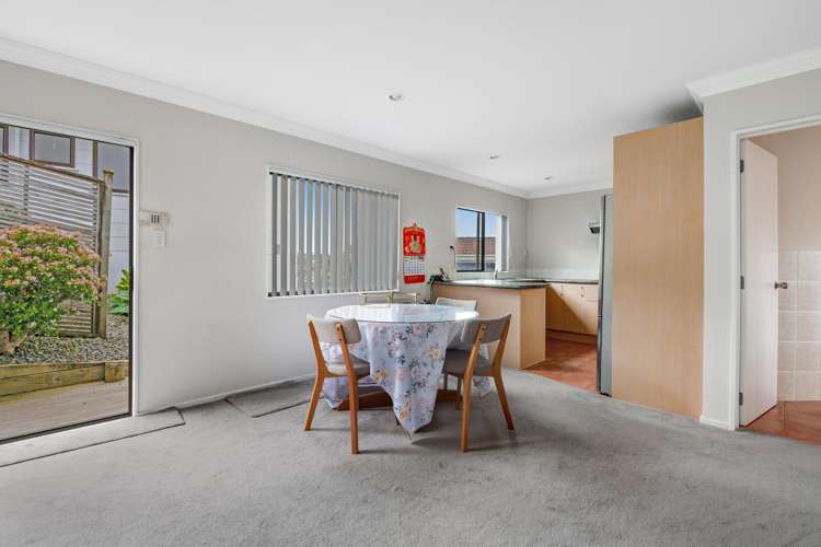 12 Tetrarch Place Totara Vale_16