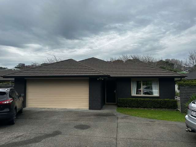 Modern 4 bedroom home in Moturoa