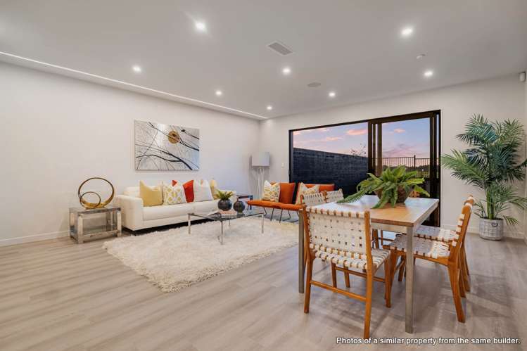 90 Parish Drive_4