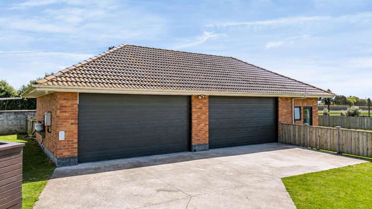 424 Glenbrook Beach Road Glenbrook_14