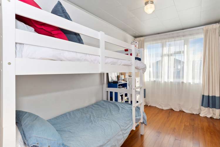 25 Twentyfirst Avenue Gate Pa_11