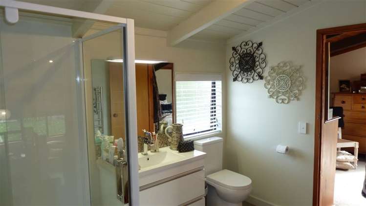 206 Grafton Road Thames_11