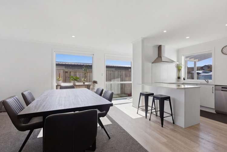 50A Puhirake Crescent Pyes Pa_1