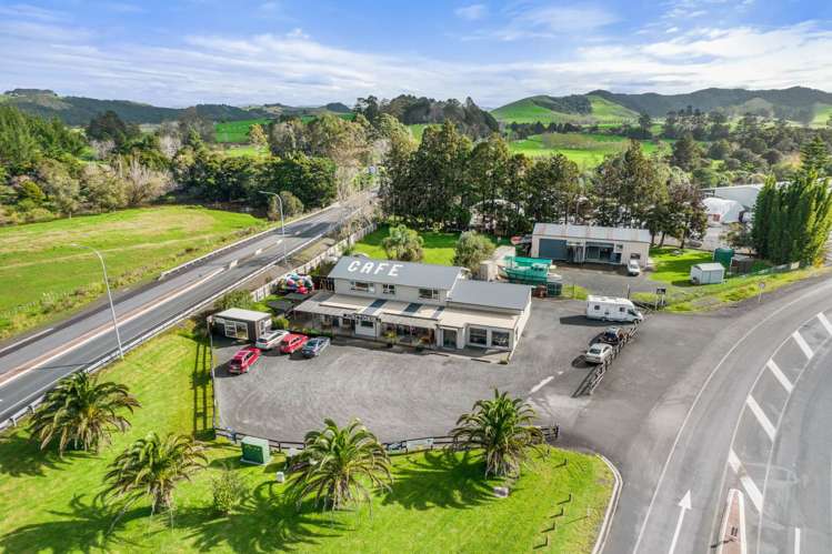 1264 Puketona Road_0