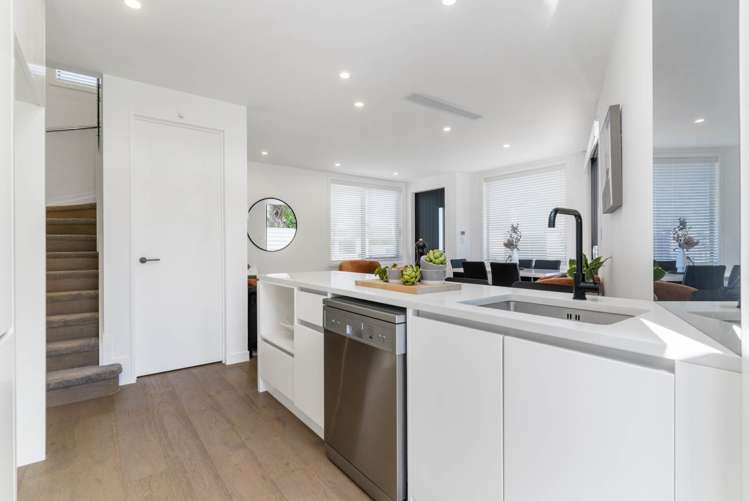 43a Empire Road Epsom_10