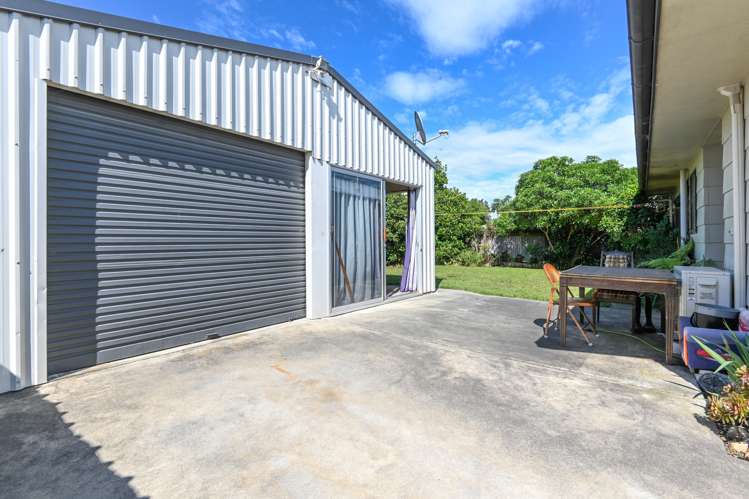 319 Flaxmere Avenue Flaxmere_10