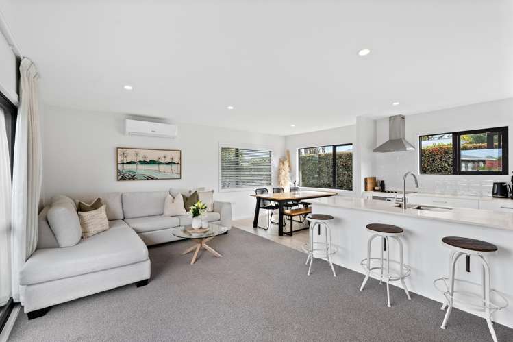 85b Rosario Crescent Red Beach_6