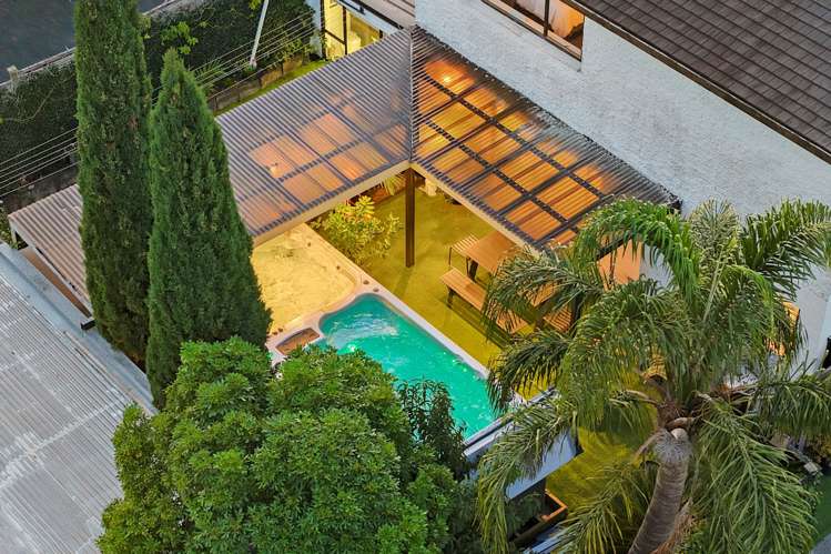 3 Elgin Place Red Beach_17