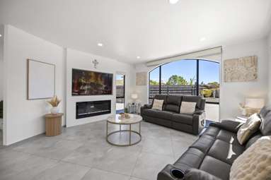 16 Norm Pellow Drive_3